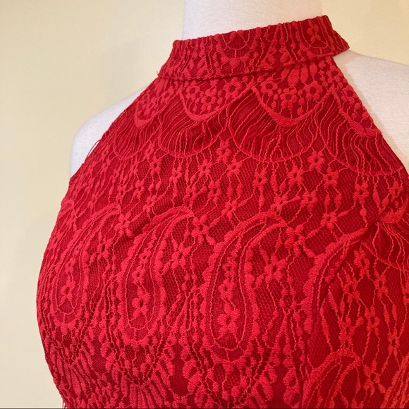 Crimson Backless Paisley Floral Lace Halter Dress - Picture 7 of 8